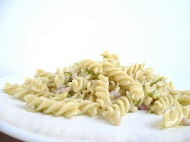Pasta zucchine e pancetta Bimby