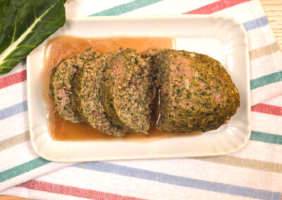 Polpettone di bietole con salsa al vino