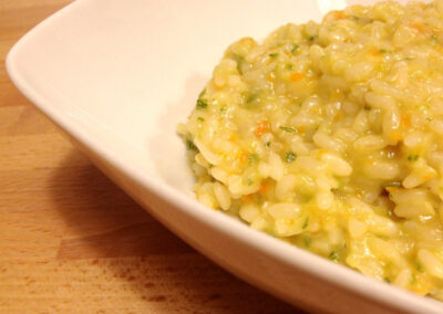 Risotto zucchine, carote e scalogno
