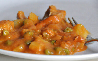 Spezzatino di vitello con patate e piselli