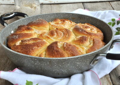 Torta di rose con lievito madre