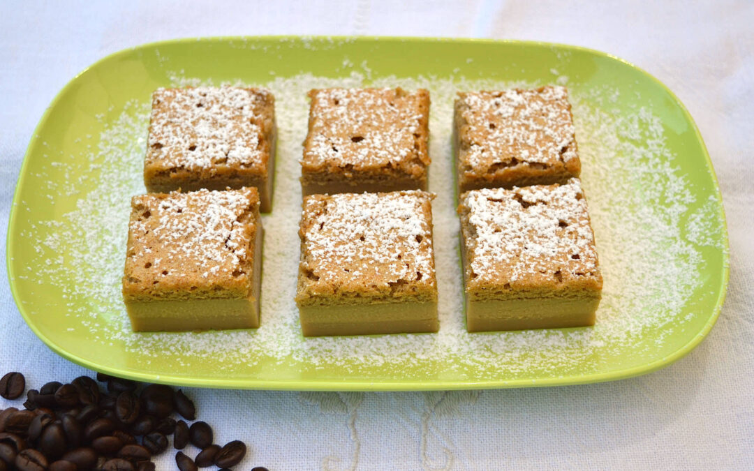 Torta magica al caffè