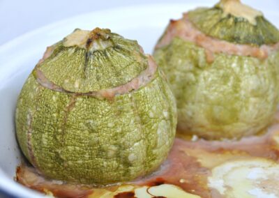 Zucchine tonde ripiene di carne